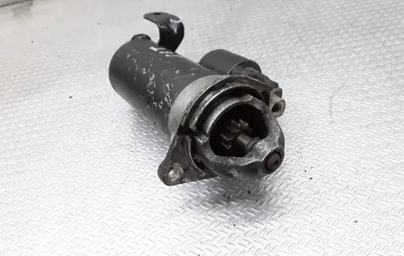Opel Zafira A Starter motor 0001109015