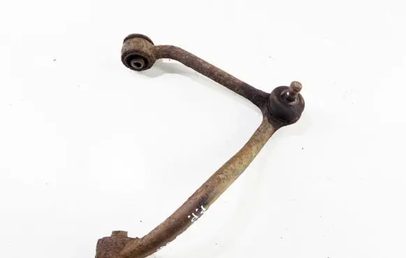 KIA Sorento Front lower control arm/wishbone