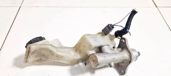 Mazda 3 II Master brake cylinder