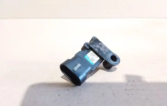 Opel Zafira B Air pressure sensor 12212460