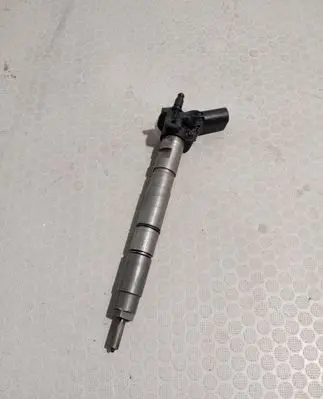 Audi A6 S6 C6 4F Fuel injector 059130277S