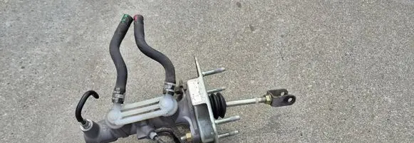 Toyota Prius (XW20) Brake booster 3203040120
