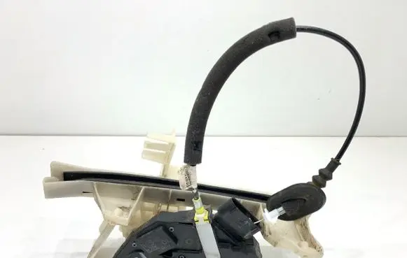 Ford Edge II Rear door lock FT4AR26413CC