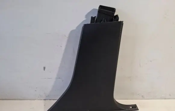 Volvo V60 (B) pillar trim (bottom) 31307481