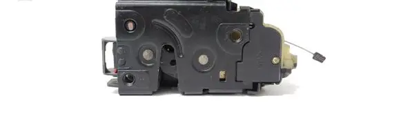 Volkswagen Jetta IV Front door lock 3B1837015J 117695102