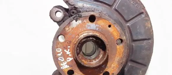 Audi A3 S3 8P Front wheel hub 