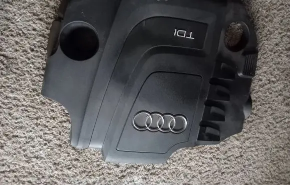 Audi A4 S4 B8 8K Engine cover (trim) 03l103925Q
