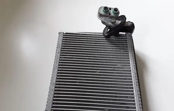 Hyundai Ioniq Air conditioning (A/C) radiator (interior)