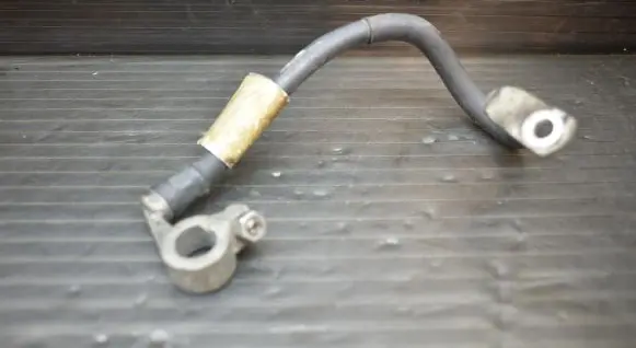 Volkswagen Golf V Negative earth cable (battery)