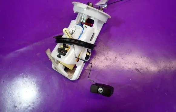 BMW X3 E83 In-tank fuel pump