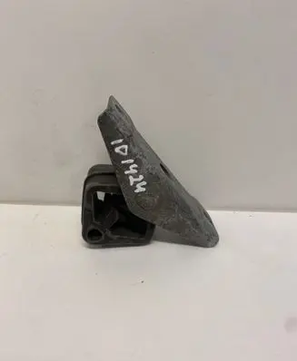 BMW M5 Muffler mount bracket/holder 1424