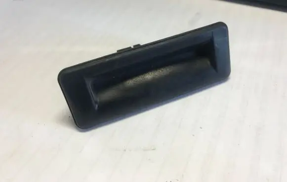 Skoda Fabia Mk2 (5J) Tailgate opening switch 5J0827229