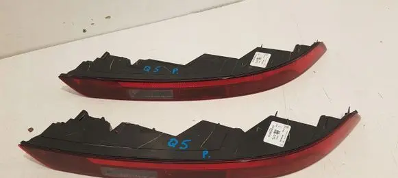 Audi Q5 SQ5 Tailgate rear/tail lights