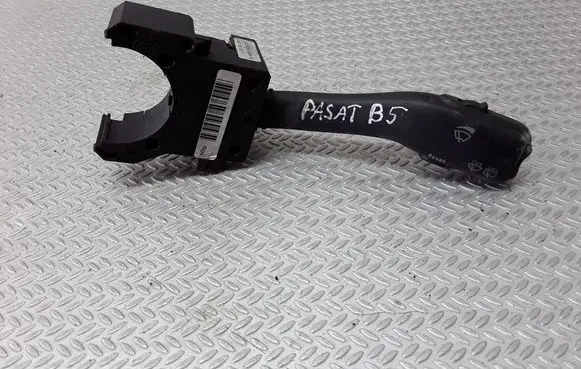 Volkswagen PASSAT B5 Wiper control stalk 4B0953503H