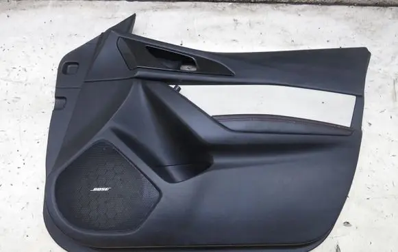 Mazda 3 II Front door card panel trim KRIS235789