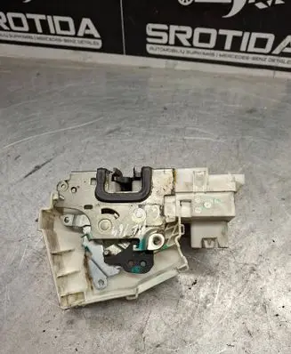 Mercedes-Benz R W251 Rear door lock 1697302335