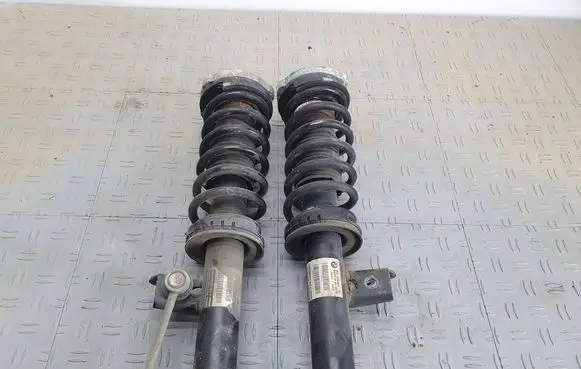 BMW 5 F10 F11 Front shock absorber with coil spring 10541314 31316863665 6863665