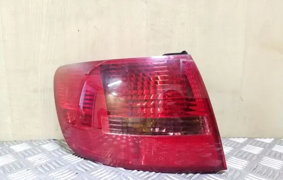 Audi A6 S6 C6 4F Rear/tail lights 4F9945095 89037745