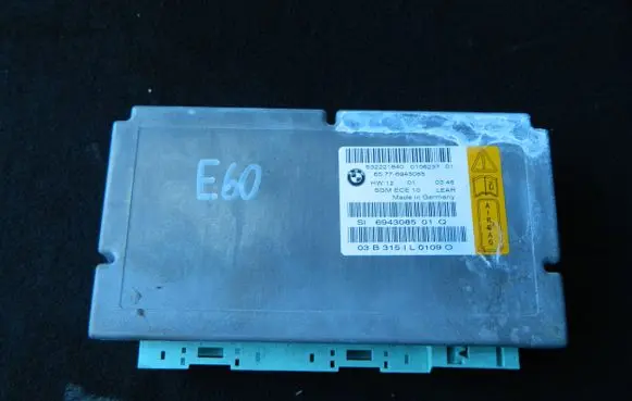 BMW 5 E60 E61 Airbag control unit/module 6943085