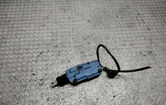 Volkswagen II LT Central locking motor ZL012583634