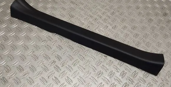 Toyota Auris E180 Front sill trim cover 6791402270