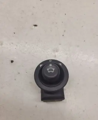 Ford Focus Wing mirror switch 93BG17B676BA