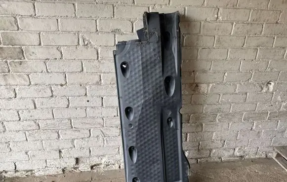 Volkswagen PASSAT B7 Side bottom protection 3C0825202G