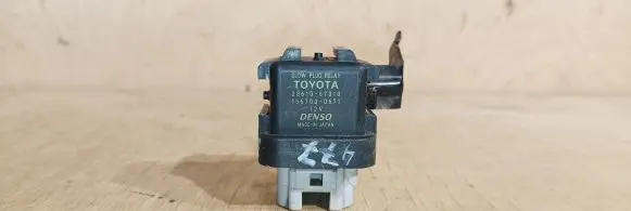 Lexus IS 220D-250-350 Glow plug pre-heat relay 2861067010 1567000671 2860126010