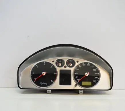 Speedometer (instrument cluster)