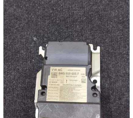 Audi A4 S4 B9 Airbag control unit/module 8W0959655F 0285013643