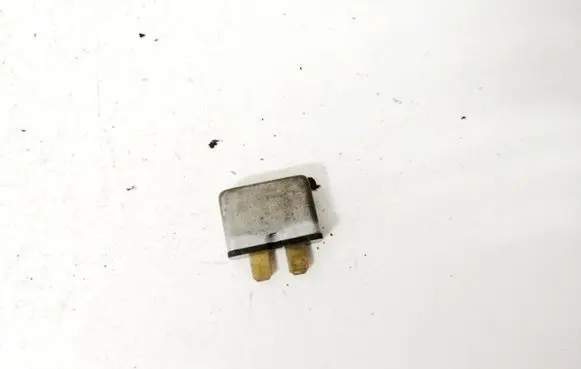 Audi 100 S4 C4 Fuse 443937105
