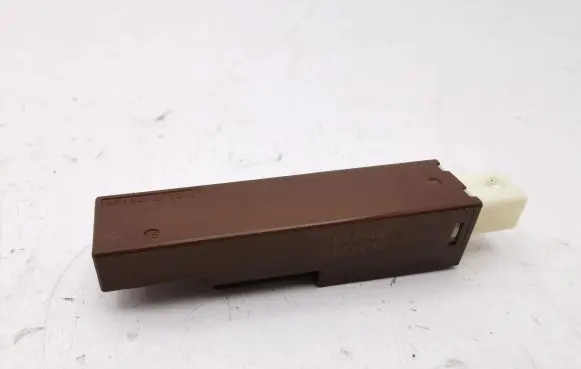 Toyota RAV 4 (XA50) Keyless system antenna Y05121009928