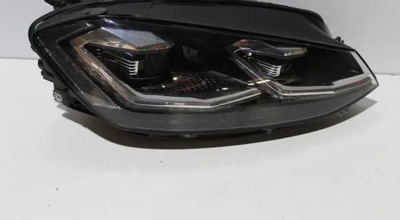Volkswagen Golf VII Headlight/headlamp 5G1941036