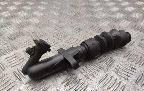 Peugeot 308 Clutch slave cylinder 9806066680