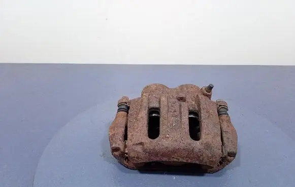 Mercedes-Benz Vito Viano W639 Front brake caliper 