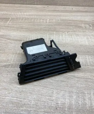 BMW 3 E90 E91 Dashboard side air vent grill/cover trim 9151168 144821