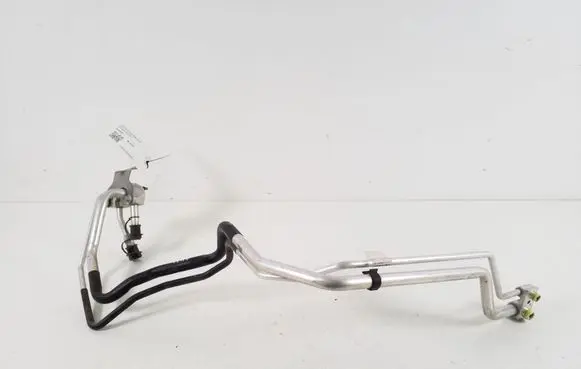 Volvo XC40 Air conditioning (A/C) pipe/hose 31694884