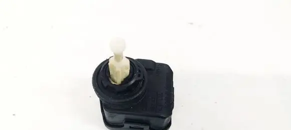 Volkswagen Bora Headlight level adjustment motor 1J0941295C