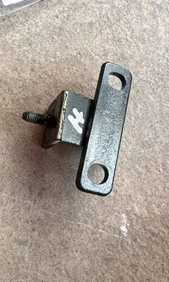 Peugeot 308 Tailgate/trunk/boot hinge 9677830180