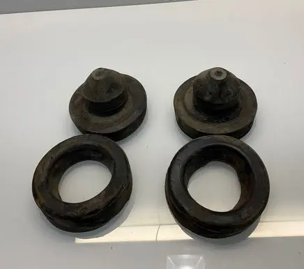 Mercedes-Benz E W211 Rear coil spring 