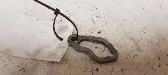 Volvo V50 Fuel Injector clamp holder