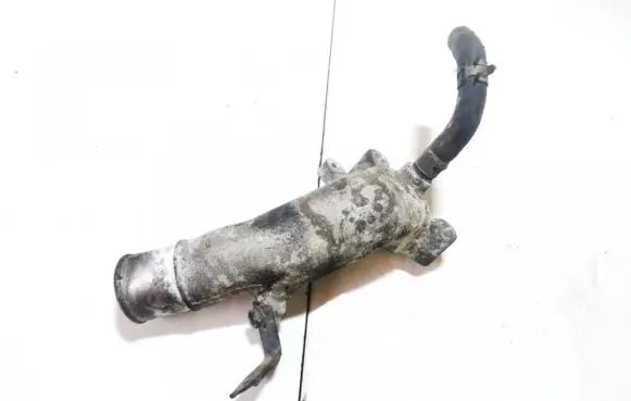 Toyota Avensis Verso Engine coolant pipe/hose