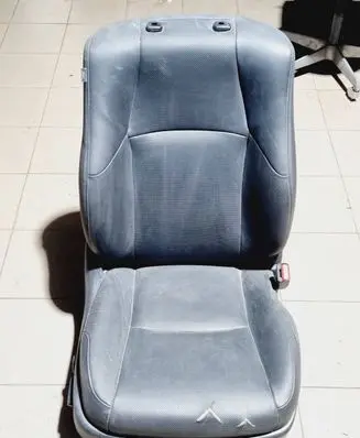 Front passenger seat