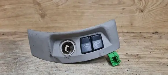 Volvo C70 Folding roof switch 30710535 8686026