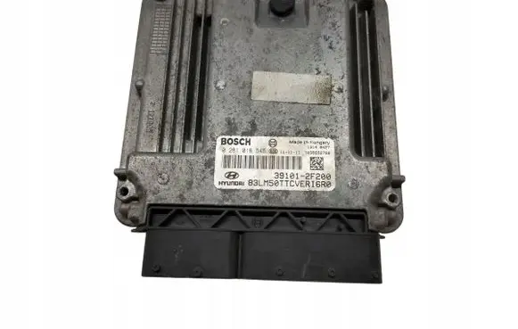 Hyundai ix35 Engine control unit/module 0281016545