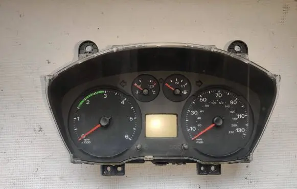 Ford Transit Speedometer (instrument cluster) 21678068