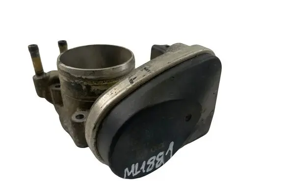 Volkswagen PASSAT B6 Throttle valve 06F133062