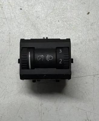 Skoda Octavia Mk2 (1Z) Headlight level height control switch 1Z0941333