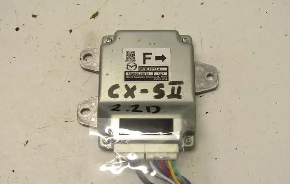 Mazda CX-5 II Rear brake EMF control unit/module KC9E437E1A
