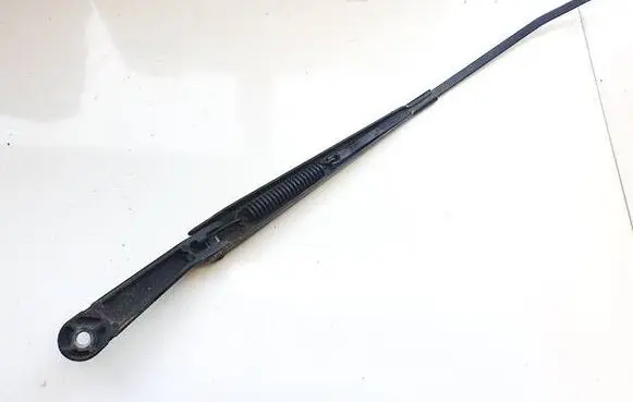 Opel Zafira A Front wiper blade arm 90582557